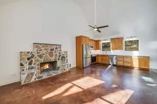 302 Lago Verde Rd, Lakeway, TX 78734 - Photo 5