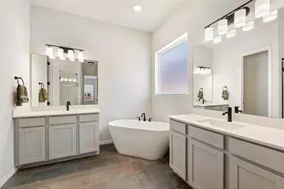 8204 Orizzonte Street, Austin, TX 78744 - Photo 31