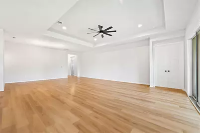 8204 Orizzonte Street, Austin, TX 78744 - Photo 13