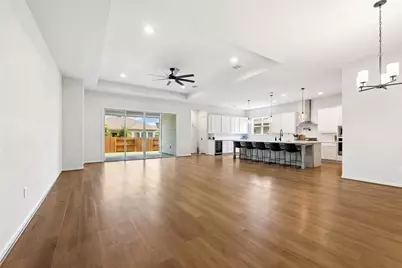 8204 Orizzonte Street, Austin, TX 78744 - Photo 15