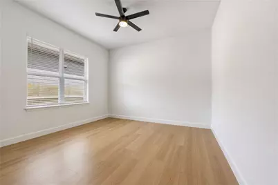 8204 Orizzonte Street, Austin, TX 78744 - Photo 23