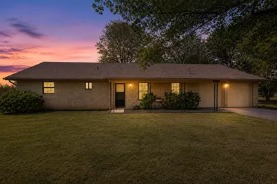 182 Norma Jean Boulevard, Smithville, TX 78957 - Photo 3