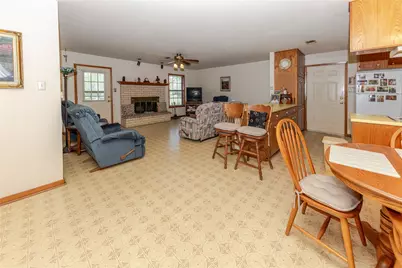 182 Norma Jean Boulevard, Smithville, TX 78957 - Photo 5