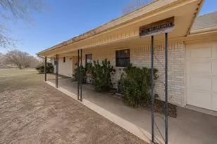 182 Norma Jean Blvd, Smithville, TX 78957 - Photo 5