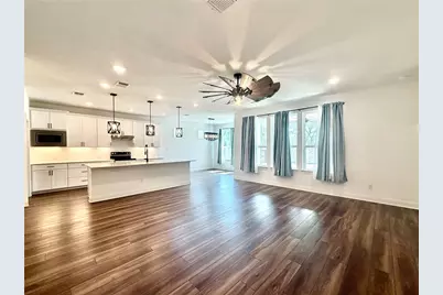 125 Slenderleaf Drive, Marble Falls, TX 78654 - Photo 11