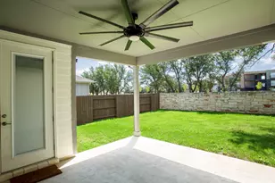 125 Slenderleaf Dr, Marble Falls, TX 78654 - Photo 3