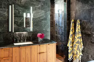 1807 W 37th St, Austin, TX 78731 - Photo 13