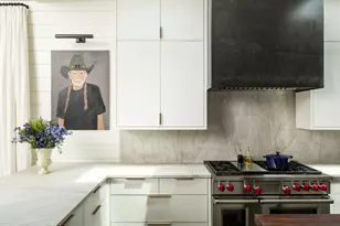 1807 W 37th St, Austin, TX 78731 - Photo 7