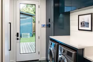 1807 W 37th St, Austin, TX 78731 - Photo 15