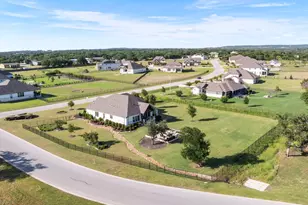 217 Northcrest Dr, Liberty Hill, TX 78642 - Photo 35