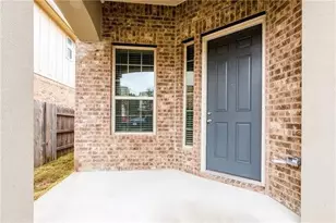 9529 Hunter Ln, Austin, TX 78748 - Photo 3