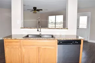 804 Lavaca Loop, Elgin, TX 78621 - Photo 5