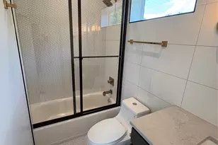 1800 Crown Dr, Austin, TX 78745 - Photo 17