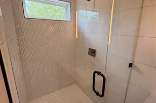 1800 Crown Dr, Austin, TX 78745 - Photo 13