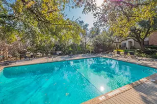 2110 Morley Dr, Austin, TX 78752 - Photo 27