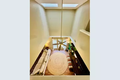 2110 Morley Drive, Austin, TX 78752 - Photo 9