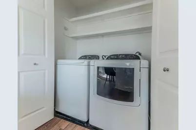 2110 Morley Drive, Austin, TX 78752 - Photo 21