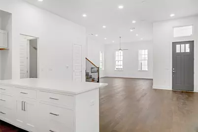 4502 Grassland Drive, Austin, TX 78723 - Photo 15