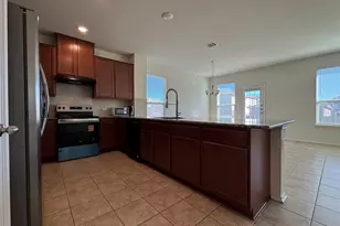 7607 Lazy Creek Dr, Austin, TX 78724 - Photo 5