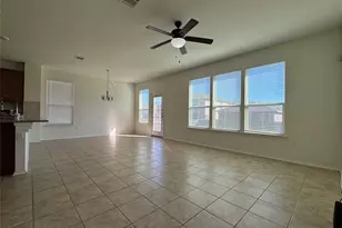 7607 Lazy Creek Dr, Austin, TX 78724 - Photo 7