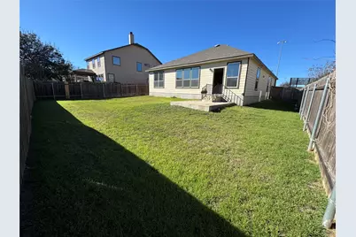 7607 Lazy Creek Drive, Austin, TX 78724 - Photo 17