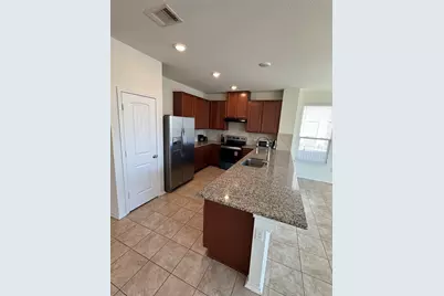 7607 Lazy Creek Drive, Austin, TX 78724 - Photo 3