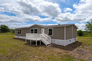 107 Appaloosa Dr, Kyle, TX 78640 - Photo 1