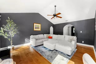 10203 Sun Hill Dr, Austin, TX 78758 - Photo 13