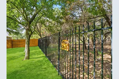 3869 Skyview Way, Round Rock, TX 78681 - Photo 35