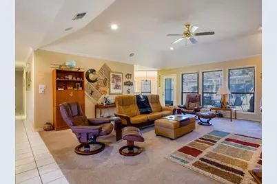 330 Columbine Street, Meadowlakes, TX 78654 - Photo 5