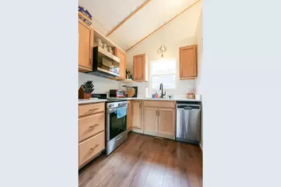 308 E 32nd Street #B, Austin, TX 78705 - Photo 7