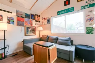 308 E 32nd St, Austin, TX 78705 - Photo 15