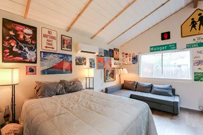 308 E 32nd Street #B, Austin, TX 78705 - Photo 17