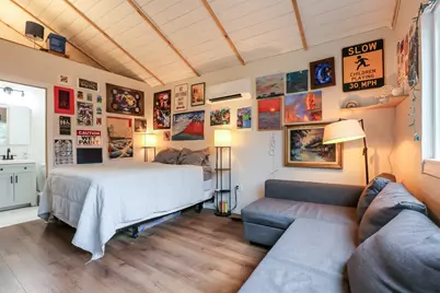 308 E 32nd Street #B, Austin, TX 78705 - Photo 3