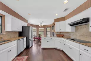 105 Tamarac Ct, Lakeway, TX 78734 - Photo 15