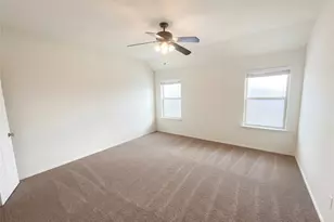 128 Inman Dr, Hutto, TX 78634 - Photo 19