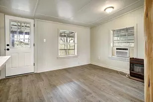 243 Riverwood Dr, Bastrop, TX 78602 - Photo 9