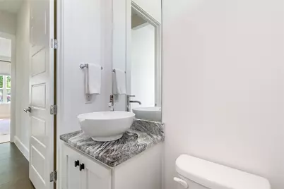 1126 Linden Street #1, Austin, TX 78702 - Photo 11