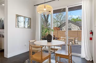 1126 Linden St, Austin, TX 78702 - Photo 11