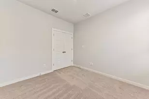 6410 Smarty Jones Dr, Buda, TX 78610 - Photo 9