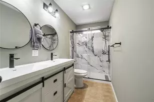 1703 Waterloo Tr, Austin, TX 78704 - Photo 19