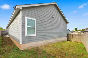 14105 Nightview Cv, Pflugerville, TX 78660 - Photo 33