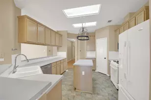 1030 Disraeli Cir, Pflugerville, TX 78660 - Photo 5