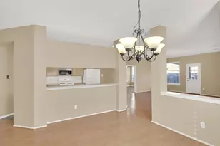 1030 Disraeli Cir, Pflugerville, TX 78660 - Photo 3