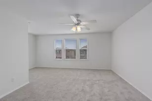 305 Los Cobos Ln, Georgetown, TX 78626 - Photo 15