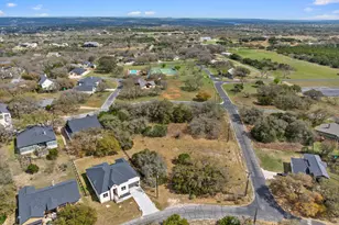 204 Bedford Dr Lot 266, Spicewood, TX 78669 - Photo 7