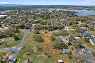 204 Bedford Dr Lot 266, Spicewood, TX 78669 - Photo 13