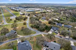 204 Bedford Dr Lot 266, Spicewood, TX 78669 - Photo 3