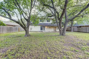 208 Oak Ridge Dr, Pflugerville, TX 78660 - Photo 27
