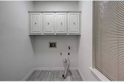 208 Oak Ridge Drive, Pflugerville, TX 78660 - Photo 13